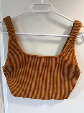 Babaton Ribbed Square-Neck Crop Tank